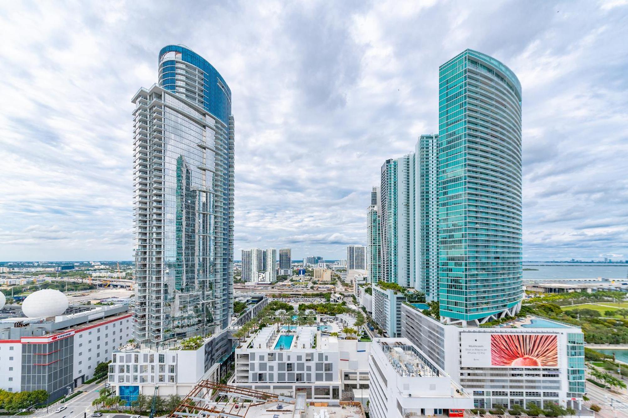 Global Luxury Suites Miami Worldcenter Quarto foto